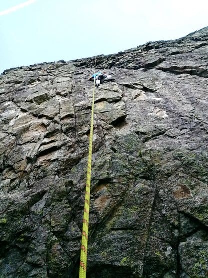 Grimpe encadrée à la Montagne Percée avec Fellaventure
