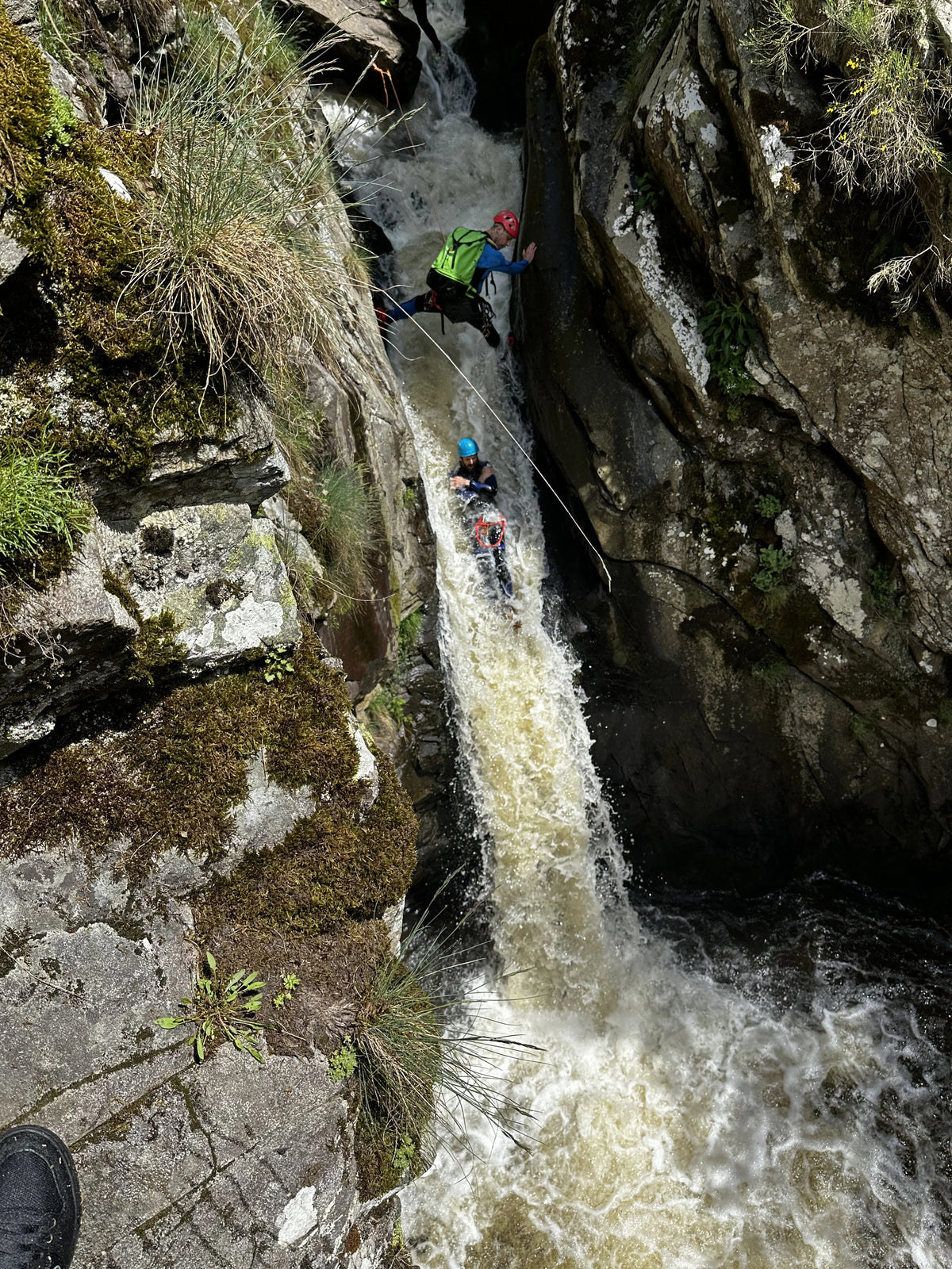 Canyon Splash dans le Cantal avec Fellaventure